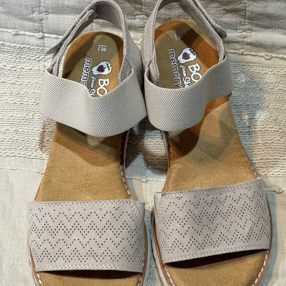 New Skechers Bobs Desert Kiss Women's Size 6.5 Excellent Condition - Picture 2 of 6